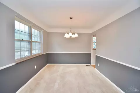 1187 Cherevilla Ln, Cincinnati, OH 45238 photo 5