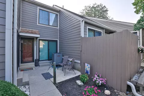9908 Timbers Dr, Blue Ash, OH 45242