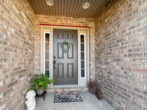 911 Elm Tree Dr, Morrow, OH 45152 photo 2