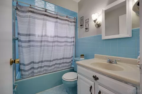 2300 Adams Rd, Cincinnati, OH 45231 photo 12