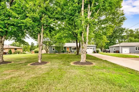 9581 Mccauly Rd, West Chester, OH 45241