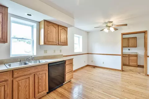 1482 Maple Grove Rd, Williamsburg, OH 45176 photo 9