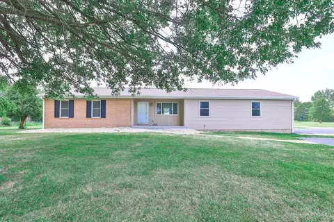 1482 Maple Grove Rd, Williamsburg, OH 45176