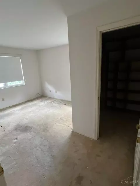 Bedroom - 11340 Marlette Dr, Cincinnati, OH 45249 photo 1 of 2