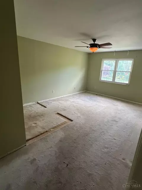 Bedroom - 11340 Marlette Dr, Cincinnati, OH 45249 photo 2 of 2