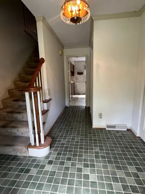 Entry Way - 11340 Marlette Dr, Cincinnati, OH 45249 photo 1 of 1