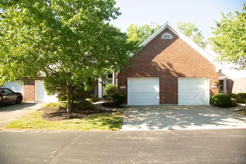 8109 Witts Meadow Ln, Cincinnati, OH 45255