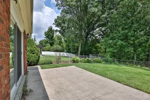 9588 Leebrook Dr, Cincinnati, OH 45231 photo 32