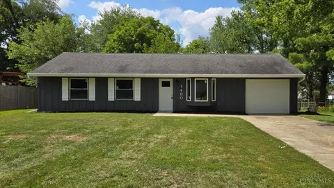 1490 Meadowbrook Dr, Loveland, OH 45140