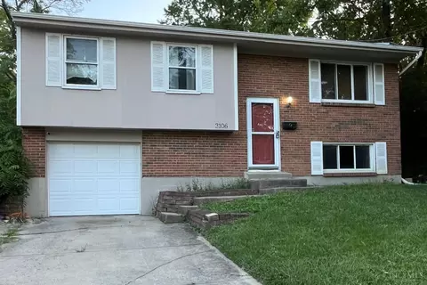 3106 New Year Dr, Colerain Twp, OH 45251