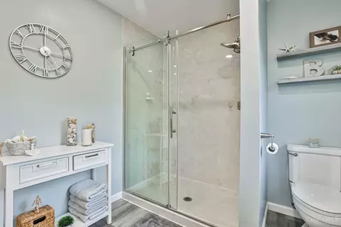 Bath - 9549 Dick Rd, Harrison, OH 45030 photo 5 of 6