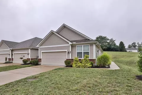 100 Springwood Pl, Amelia, OH 45102