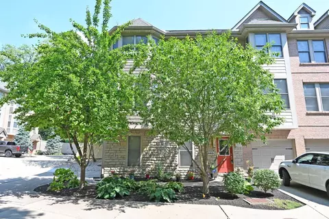 960 Volterra Ln #6, Cincinnati, OH 45206