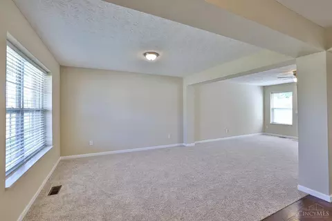 43 Ethel Dr, Monroe, OH 45050 photo 5