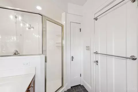 3545 Holly Ln, Cincinnati, OH 45208 photo 20