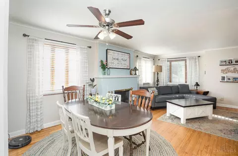 940 Goss Rd, Cincinnati, OH 45229 photo 7