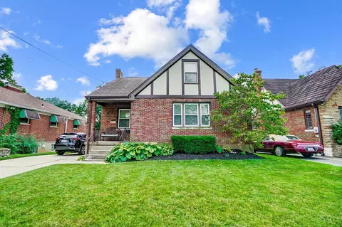 2611 Mt Airy Ave, Cincinnati, OH 45239