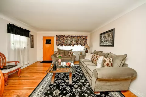 2703 Westbrook Dr, Cincinnati, OH 45211 photo 4