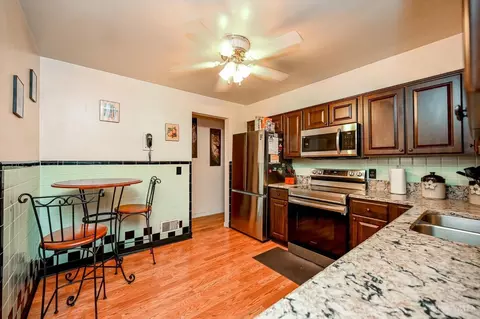 2703 Westbrook Dr, Cincinnati, OH 45211 photo 9