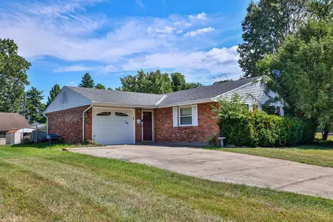 7150 Olentangy Ln, Newtown, OH 45244