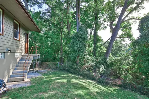 233 Beechridge Dr, Cincinnati, OH 45216 photo 21