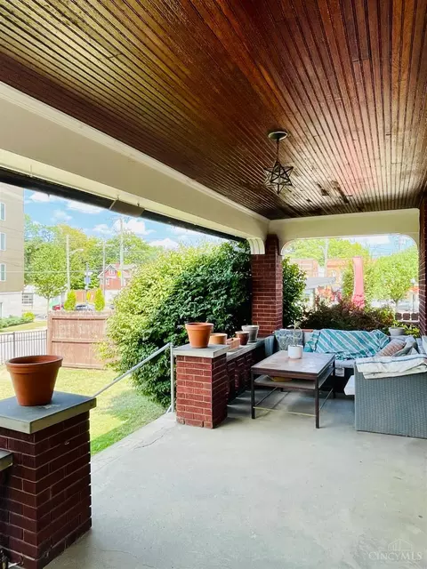 Exterior - 1621 Marlowe Ave, Cincinnati, OH 45224 photo 3 of 3