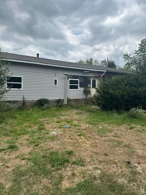 6468 Manila Rd, Goshen, OH 45122
