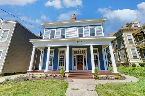2307 Kemper Ln, Cincinnati, OH 45206
