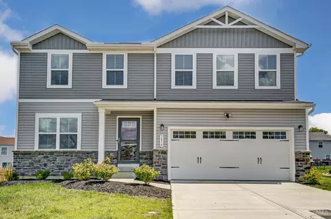 5870 Sawyers Mill Dr, Middletown, OH 45042