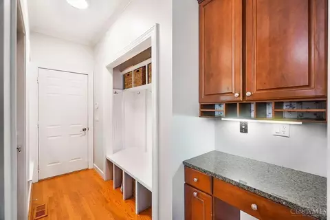 Entry Way - 11320 Snider Rd, Cincinnati, OH 45249 photo 5 of 9
