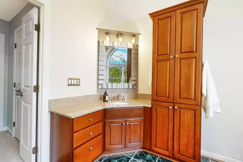 Bath - 11320 Snider Rd, Cincinnati, OH 45249 photo 5 of 13