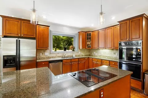 Kitchen - 11320 Snider Rd, Cincinnati, OH 45249 photo 2 of 6