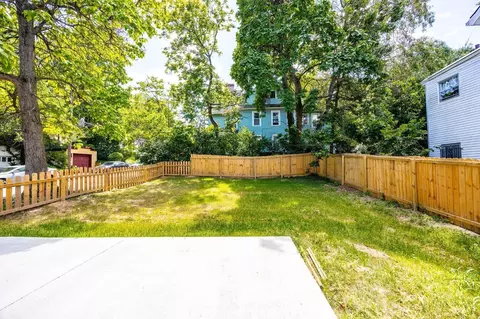 Exterior - 3234 Gilbert Ave, Cincinnati, OH 45207 photo 2 of 4