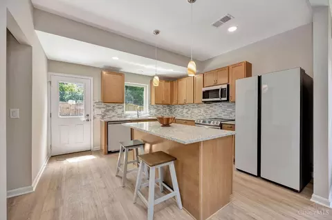 Kitchen - 3234 Gilbert Ave, Cincinnati, OH 45207 photo 1 of 4