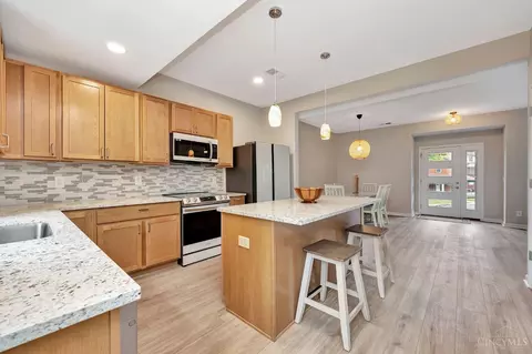 Kitchen - 3234 Gilbert Ave, Cincinnati, OH 45207 photo 2 of 4