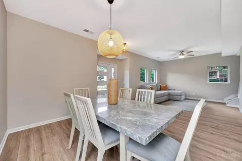 Dining - 3234 Gilbert Ave, Cincinnati, OH 45207 photo 2 of 4