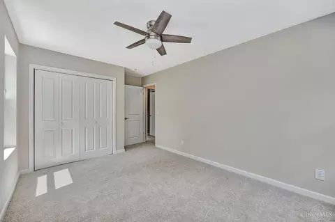 Bedroom - 3234 Gilbert Ave, Cincinnati, OH 45207 photo 5 of 6