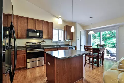 4197 Gensen Loop, Cincinnati, OH 45245 photo 15
