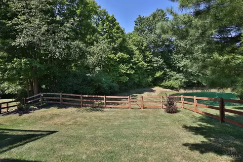 4197 Gensen Loop, Cincinnati, OH 45245 photo 32