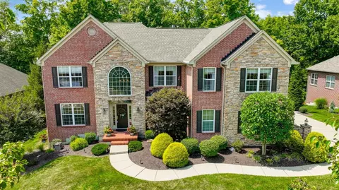 143 Overlook Dr, Loveland, OH 45140