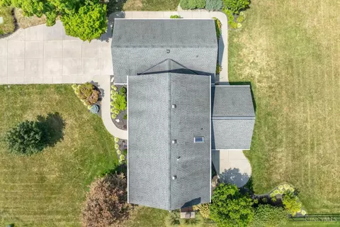 View/Area - 10042 Wimbledon Ct, Montgomery, OH 45242 photo 5 of 5