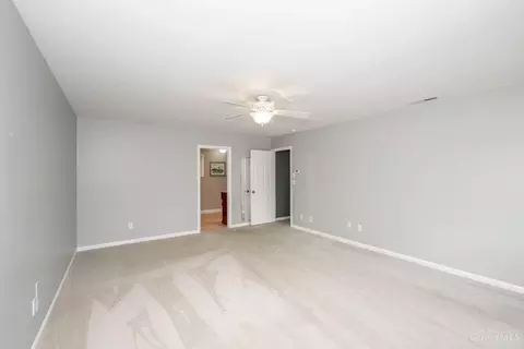 Bedroom - 10042 Wimbledon Ct, Montgomery, OH 45242 photo 15 of 15