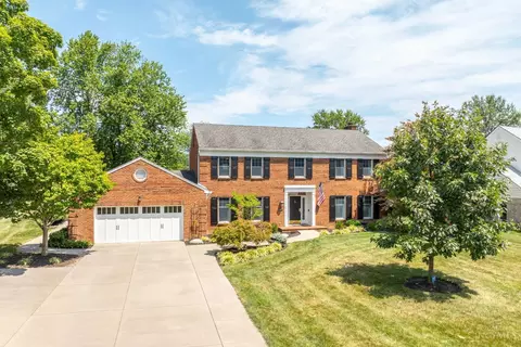 10042 Wimbledon Ct, Montgomery, OH 45242