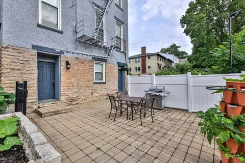 Exterior - 2600 Hackberry St #E, Cincinnati, OH 45206 photo 3 of 5