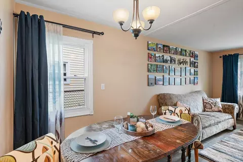 Dining - 4287 Williams Ave, Cincinnati, OH 45236 photo 2 of 2