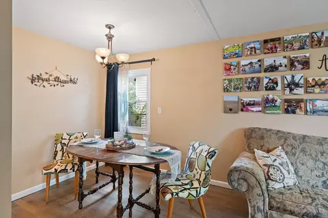 Dining - 4287 Williams Ave, Cincinnati, OH 45236 photo 1 of 2