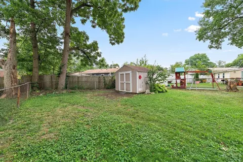 Exterior - 4287 Williams Ave, Cincinnati, OH 45236 photo 3 of 4