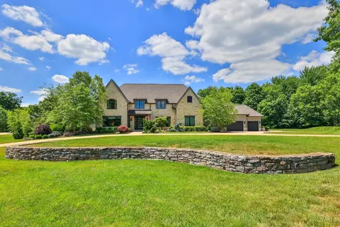 1 Voorhees Dr, Cincinnati, OH 45243