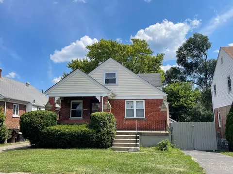 8310 Newbury St, Cincinnati, OH 45216