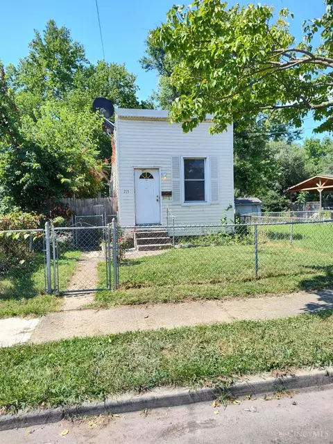 215 Sixty Ninth St, Cincinnati, OH 45216